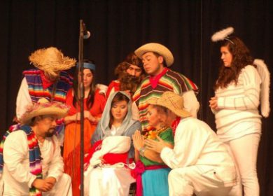 Los pastores a Belén corren presurosos…